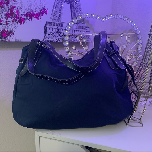 Vintage DOONEY & BOURKE Nylon Large Nina Shoulder Bag - Picture 2 of 12